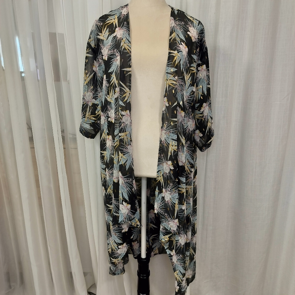 2/$30 Black Asian Floral Print‎ Kimono Coverup Open Front Size M